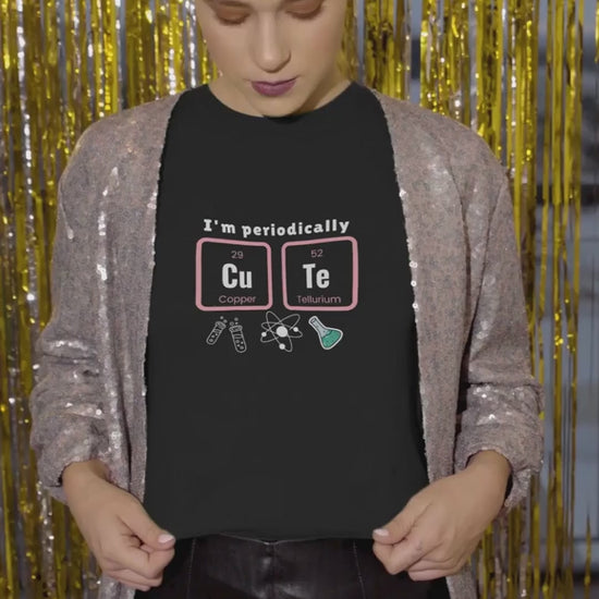 T-Shirt-Video-Mockup-Featuring-A-Happy-Woman-Wearing-A-Funny-Science-T-Shirt