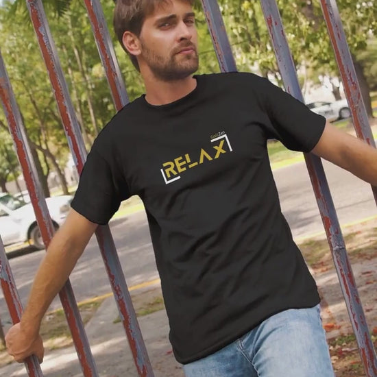 Video-T-Shirt-Design-Of-A-Man-Posing-By-An-Urban-Fence